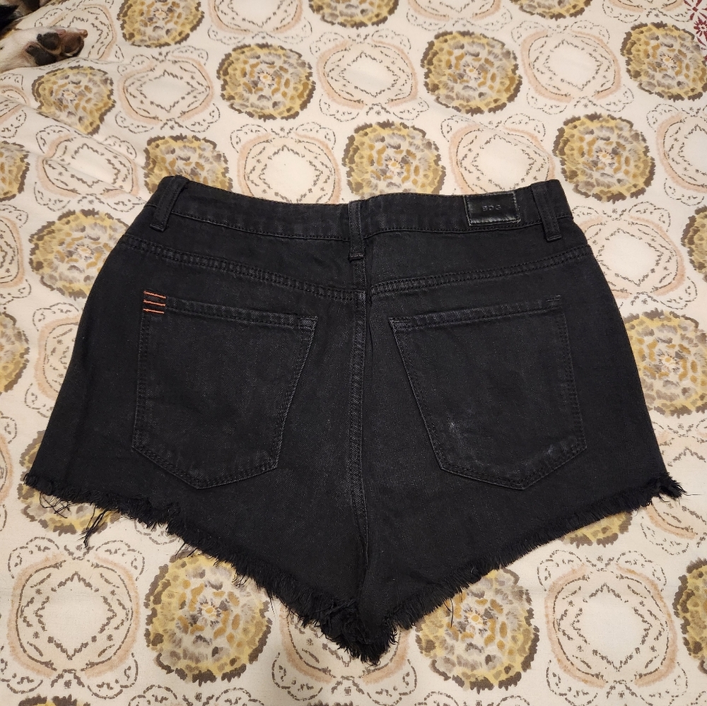 Black high rise shorts 28